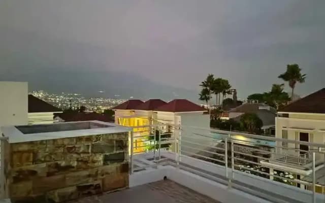 De Terrace Villa Kav 19 with Private Pool by N2K