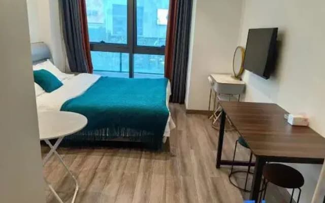 Youyou Homestay (Quzhou High-Speed Railway Station Wanda Plaza)