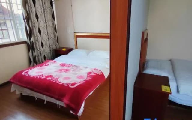 Zhenxiong Jixiang Hotel