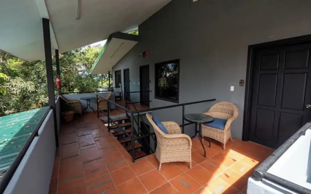 Hotel Manuel antonio beracha