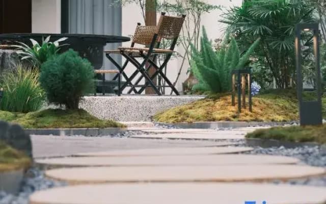 Yulong Qiyunli Designer Homestay
