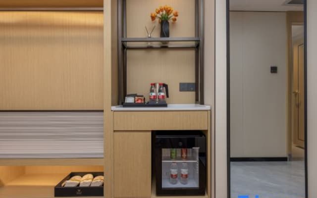 Vienna International Hotel 5.0 Haikou Guomao Friendship Sun City