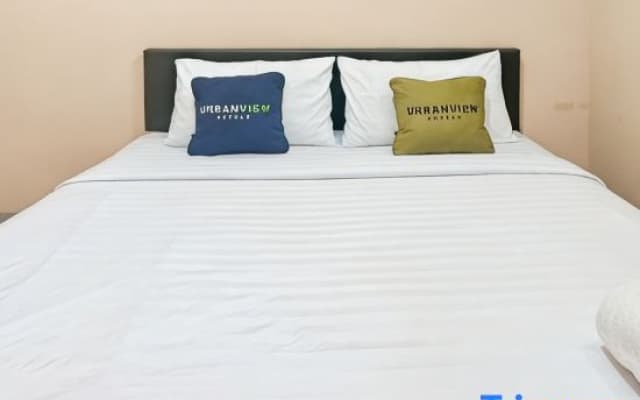 Urbanview MJ House Syariah Bandung