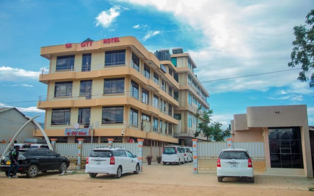 Gr City Hotel
