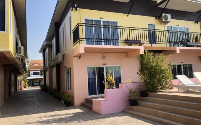 Anyavee Chom by the Sea