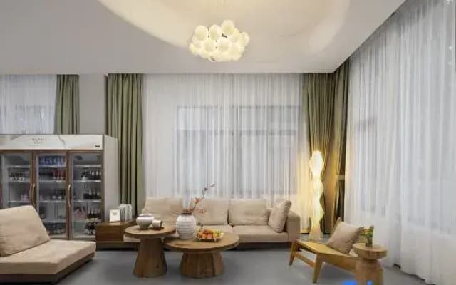 Twin Homestay (Wanning Shimeiwan Tourism Highway)