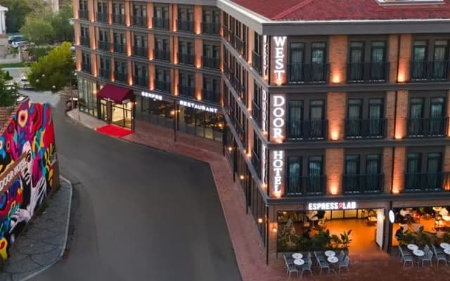 West Door Hotel