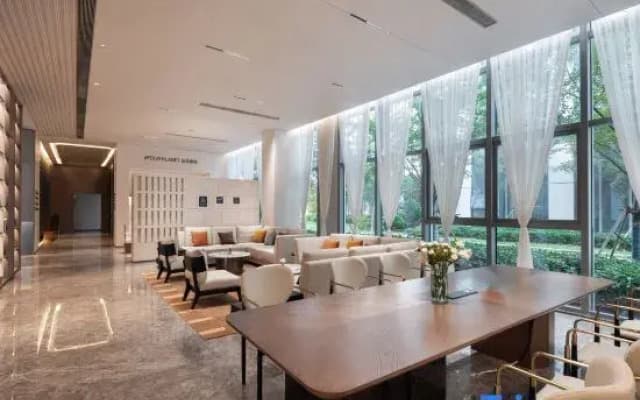 Tai Zhou Hai Ling Ying Chun Dong Lu Atour Hotel