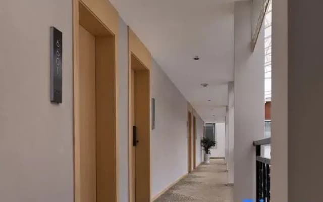 Silent Lost Horizon natural aesthetics Solo Courtyard Designer Hotel