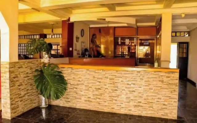 Kim's Breeze Hotel Ltd and Choma Zone