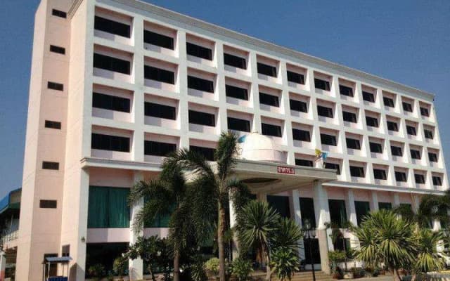 River Hotel The Budget