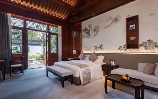 Zhongwu Hotel Nine Garden