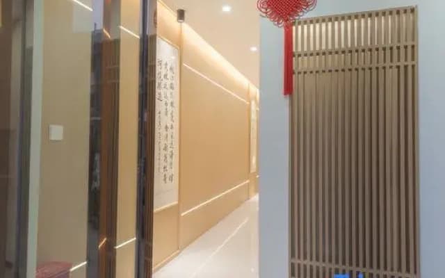 Zhenjiangge Homestay