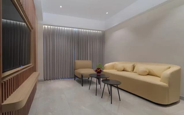 MAXONE Batam