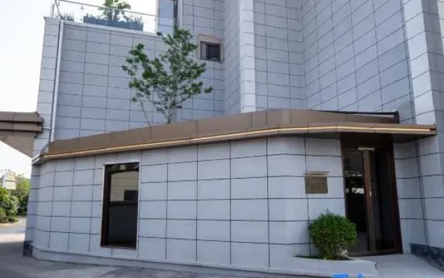 MengZi LanDunAnLan Hotel