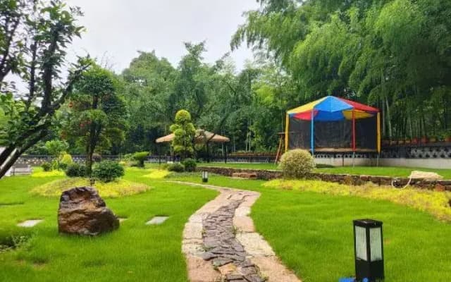 Changxing Runi House Inn