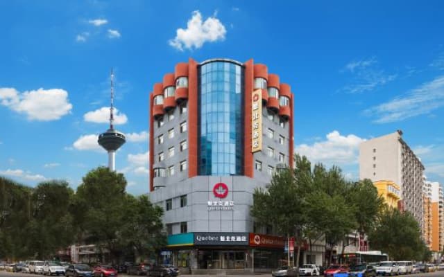 Quebec Hotel (Shenyang Consulate Color TV Tower Night Market)