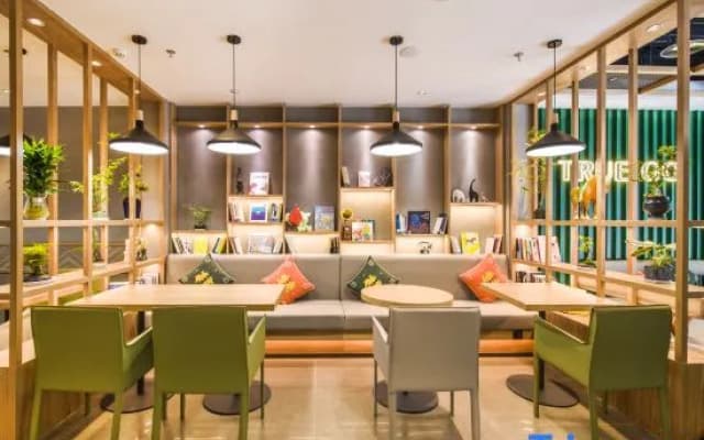 Qiu Guo Hotel (Shenzhen Futian Xiangmi Park Branch)