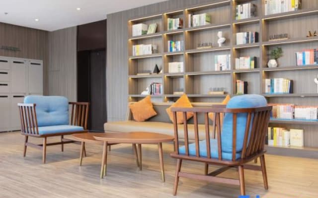 Meiting Hotel (Jiangyin Lingang Development Zone Shengang Town)