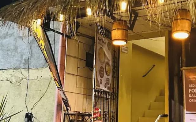 Barelle Hostel, Coffee And Wine Bar