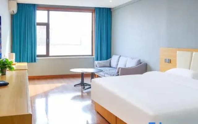 Xiaohe Bath Hotel