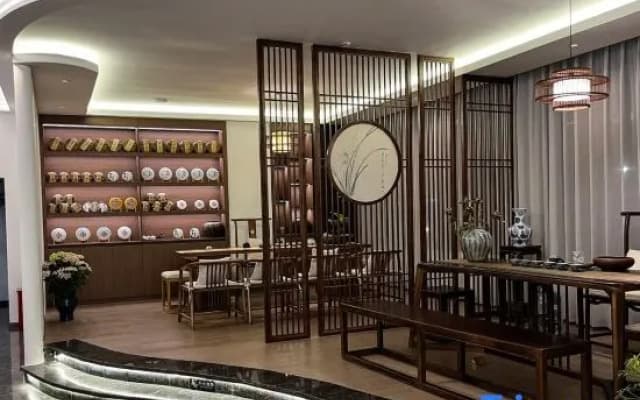 Puxi Hotel (Pu'er High-speed Railway Station)