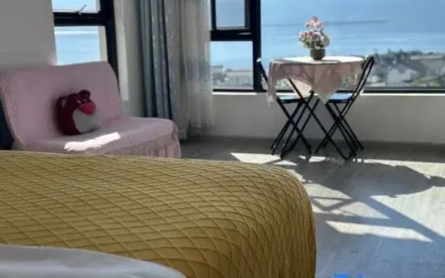 Yun'an Shanju| Moon & Sun Sunset Sea View Accommodation (Dali Shuanglang Erhai Branch)