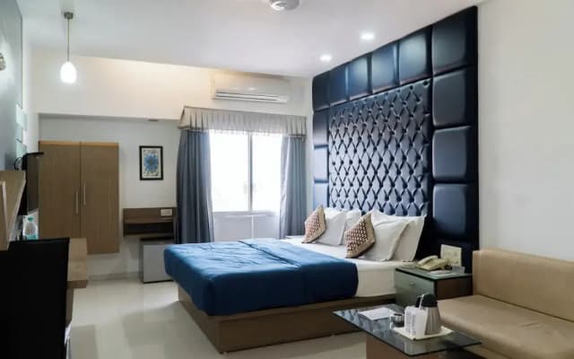 The Horizon Hotel