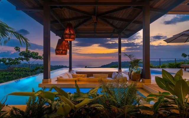 Riverstone Elevated Living Near Beach Town