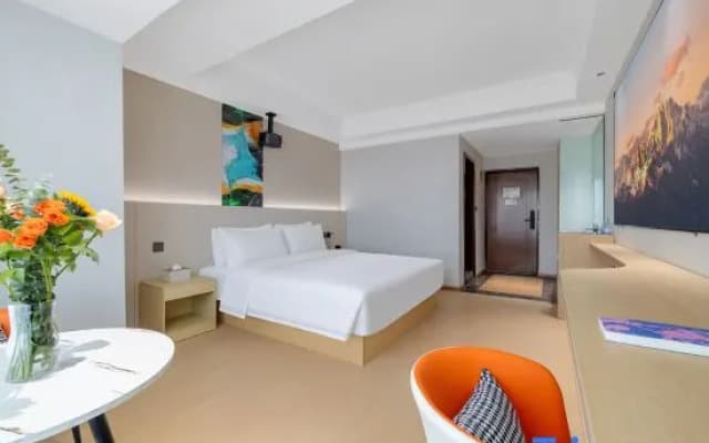 Yunjing·Smart Cinema Homestay (Huaguoyuan Fortune Plaza Branch)