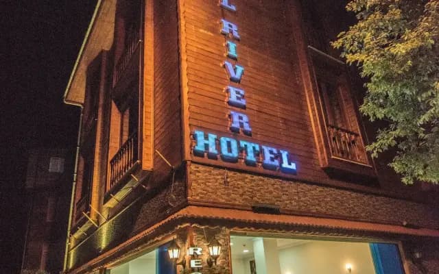 Hill River Hotel