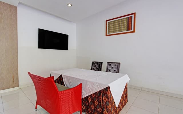 Collection O 92254 Hotel By Orchid