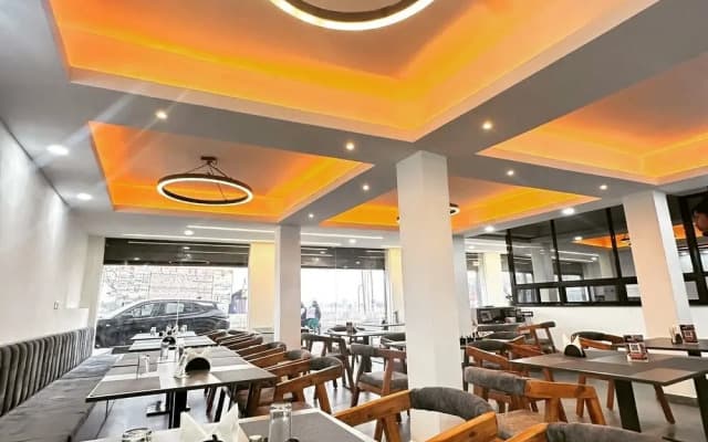 K7 Hotel & Restaurant
