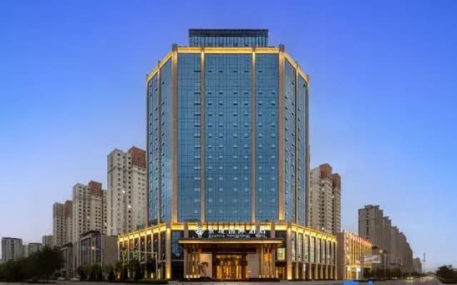 Jinglong International Hotel (Zhangye West Railway Station Aegean Sea Shopping Center)
