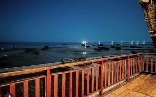 Maisara Mafia Beach Lodge