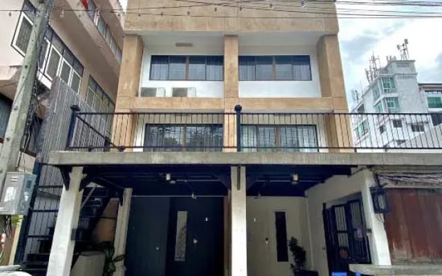 3 Bedrooms House in Thapae/NightBazaar