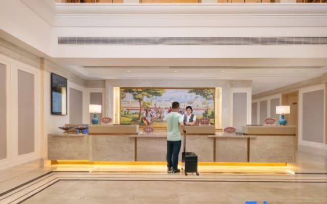 Vienna Hotel (Neixiang Branch)