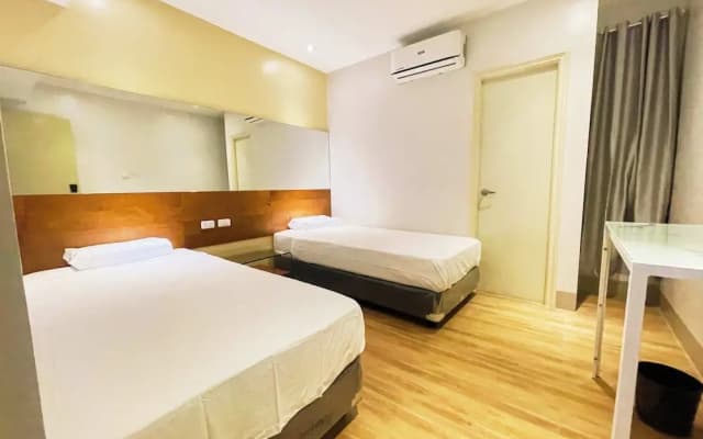 Almond Suites Cebu powered by Cocotel