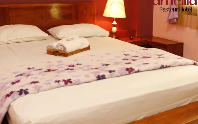 Amellia Pasteur Hotel