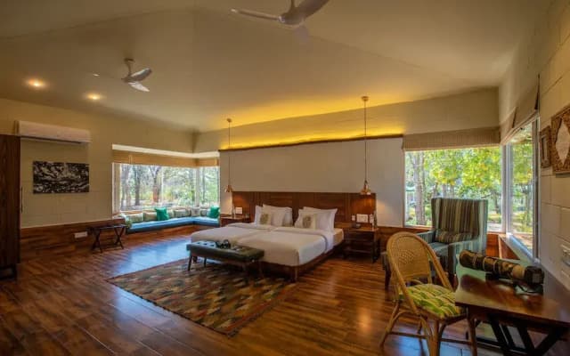 The Riverwood Forest Retreat-Kanha