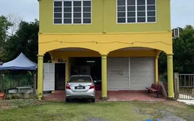 OYO 91250 Roomstay Awie