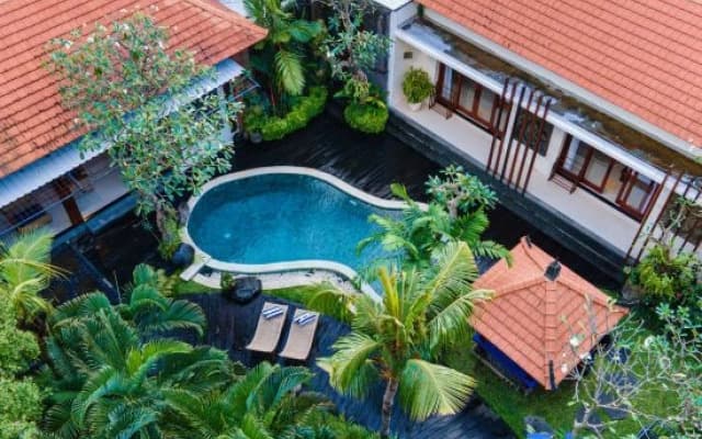 Magnifica Villa Canggu - 3BR Private villa 5 mins to Finns Beach