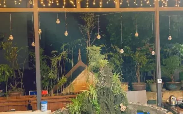 Jinghong Late Summer Hotel