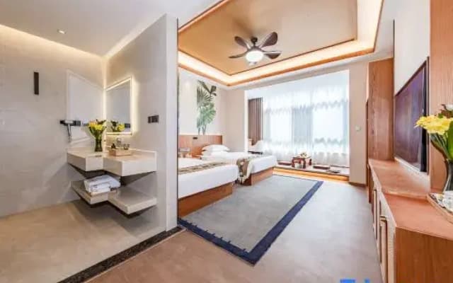 Mangshi Jiujian Homestay