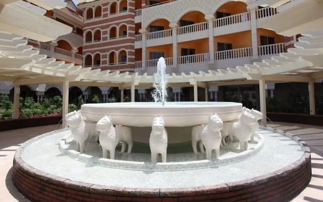 Royal Alhambra Palace – All Inclusive