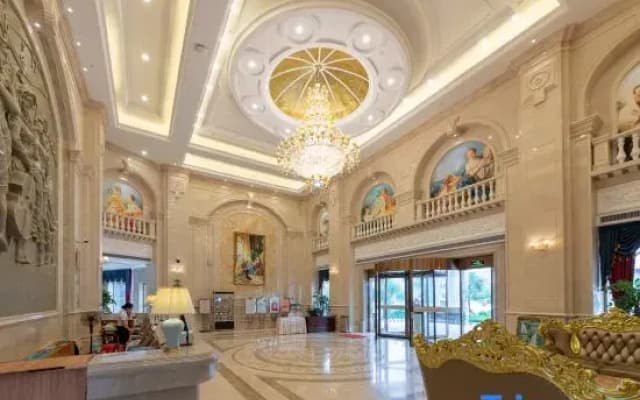 Vienna International Hotel (Hezhou Zhaoping Government Affairs Center)