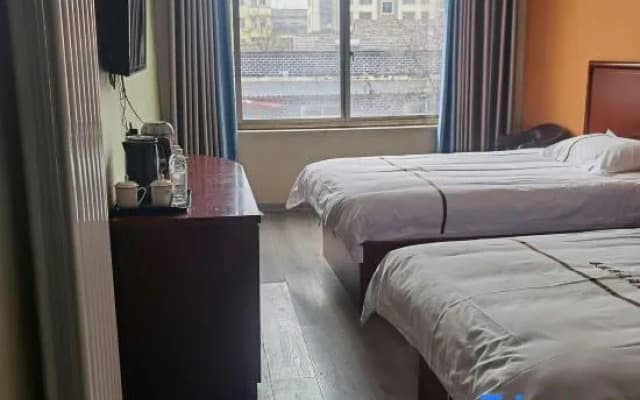 Blue Lake Star Hotel