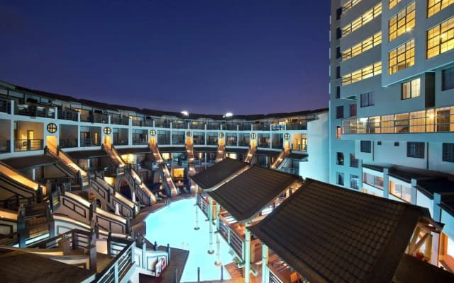 Limak Lara De Luxe Hotel and Resort