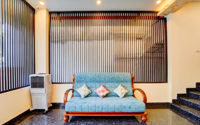 Super Townhouse Kalady