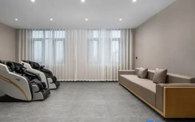 Yaning Hotel (Teng County Xunjiang Park)